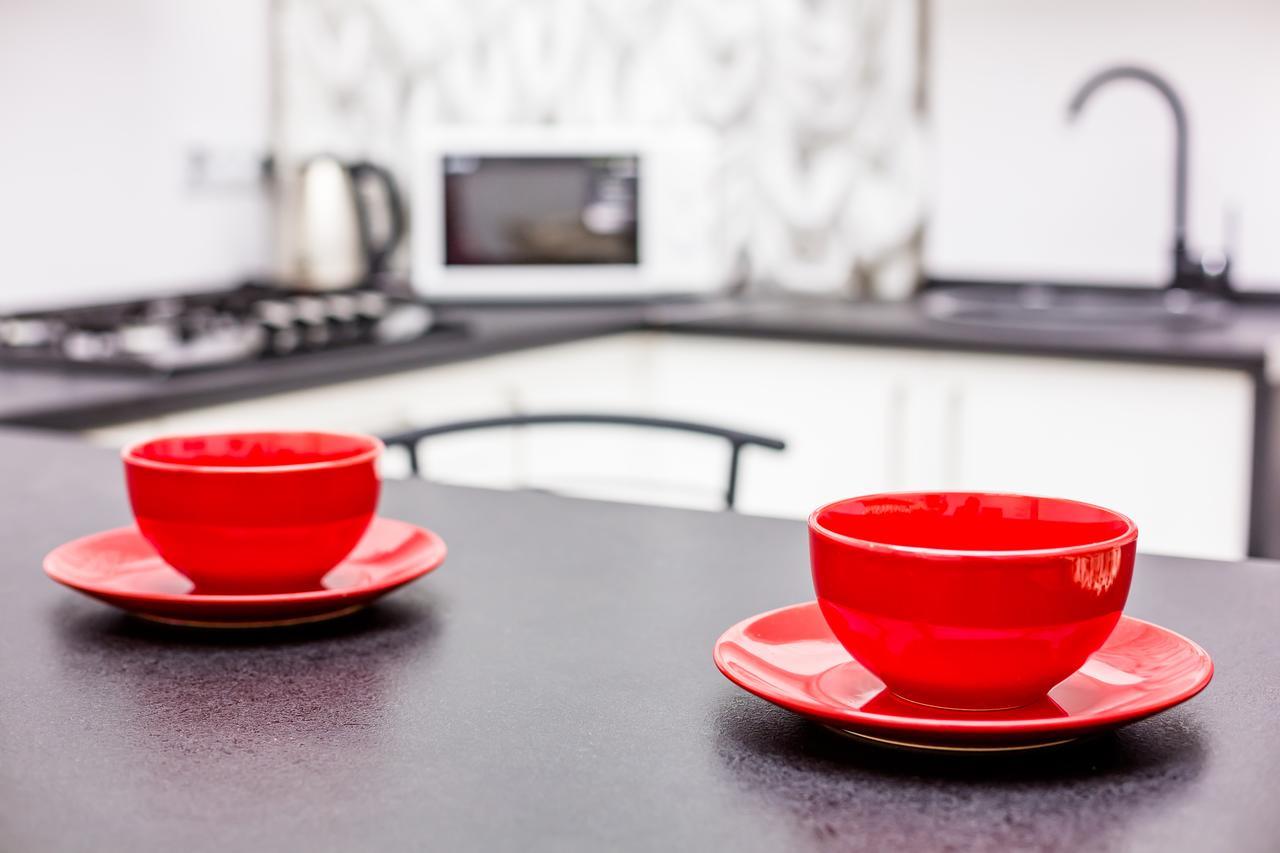 Designer Apartment Зі Світлом! Leopoli Esterno foto