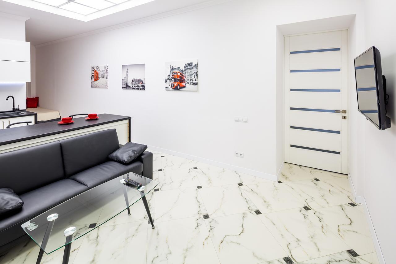 Designer Apartment Зі Світлом! Leopoli Esterno foto