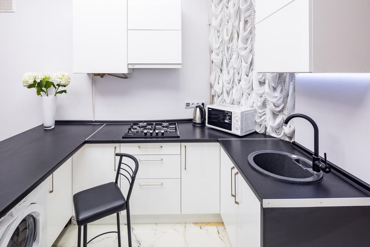 Designer Apartment Зі Світлом! Leopoli Esterno foto